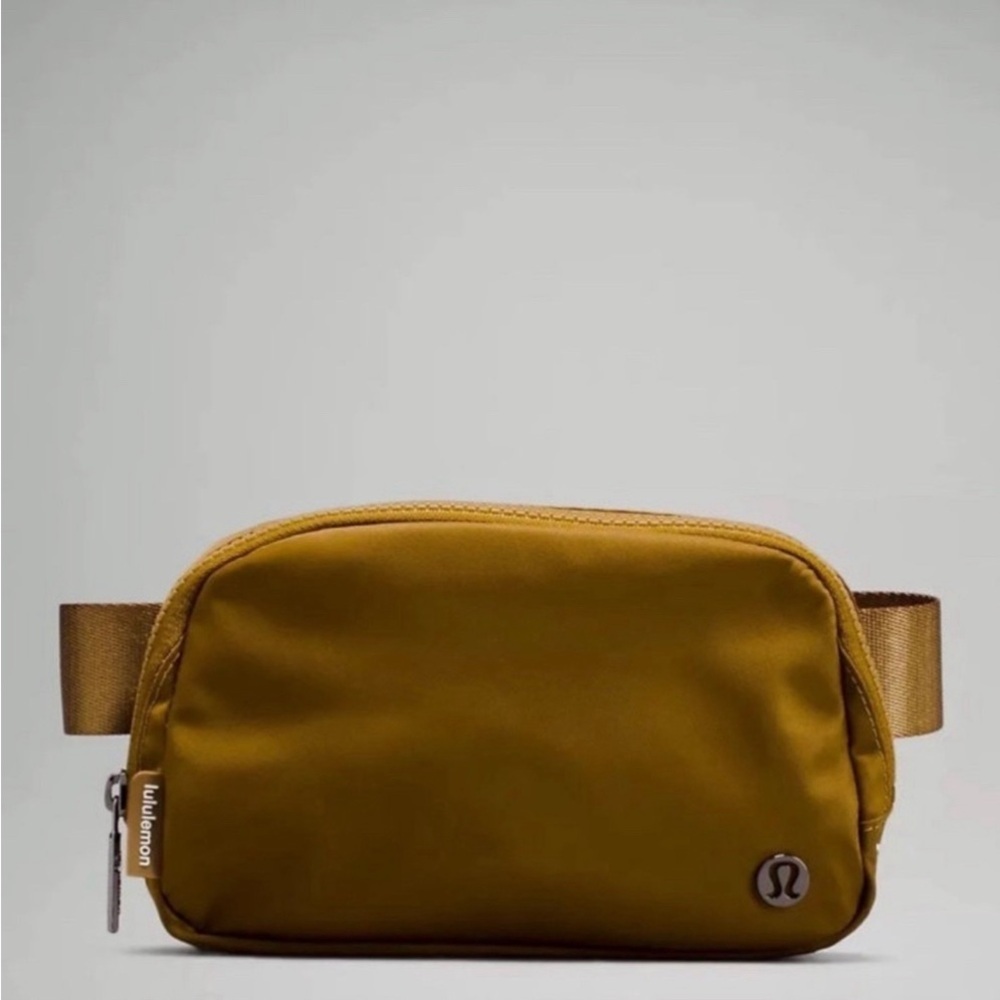 Lululemon Everywhere Belt Bag Burnt Caramel Sold Out